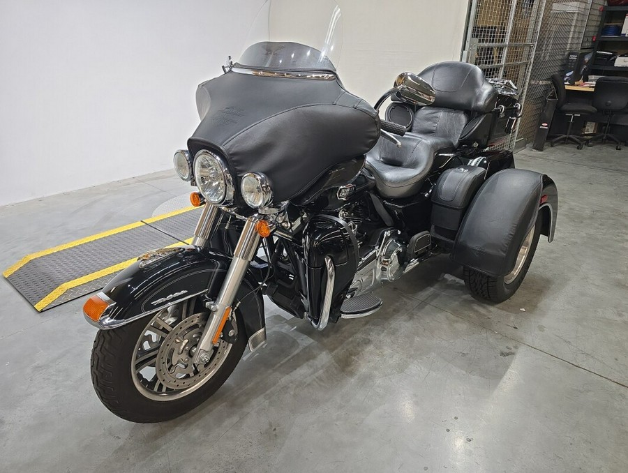 FLHTCUTG 2013 Tri Glide™ Ultra Classic®