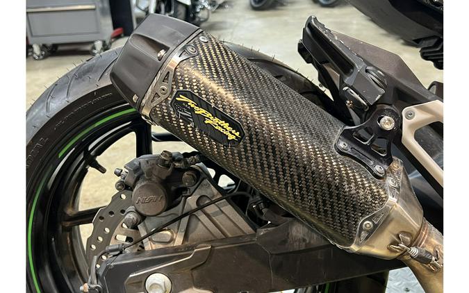 2016 Kawasaki ZR800BGF