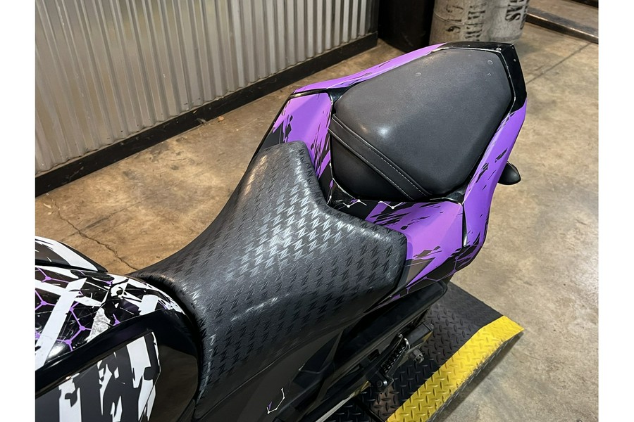 2016 Kawasaki ZR800BGF