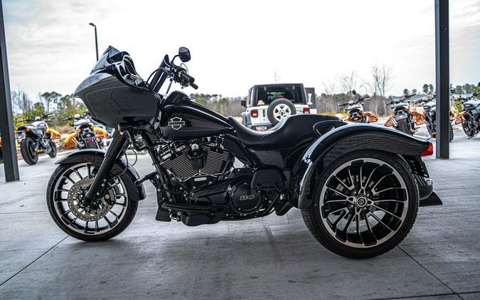 2024 Harley-Davidson® FLTRT - Road Glide® 3