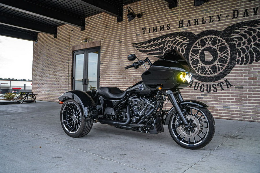 2024 Harley-Davidson® FLTRT - Road Glide® 3