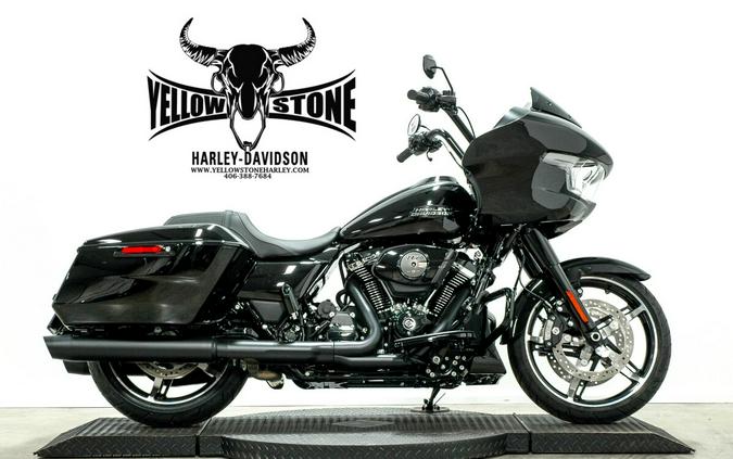 2026 Harley-Davidson® Road Glide® Vivid Black Black Trim