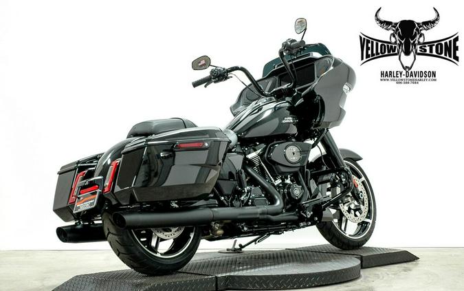 2026 Harley-Davidson® Road Glide® Vivid Black Black Trim