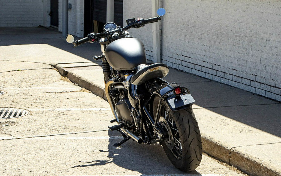 2022 Triumph Bonneville Bobber Matt Storm Grey/Matt Ironstone