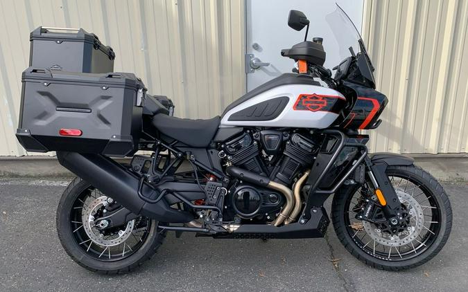 2026 Harley-Davidson® RA1250L - Pan America® 1250 Limited