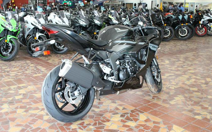 2026 Kawasaki NINJA ZX-6R ABS Metallic Matte Dark Gray/Ebony - TA048247