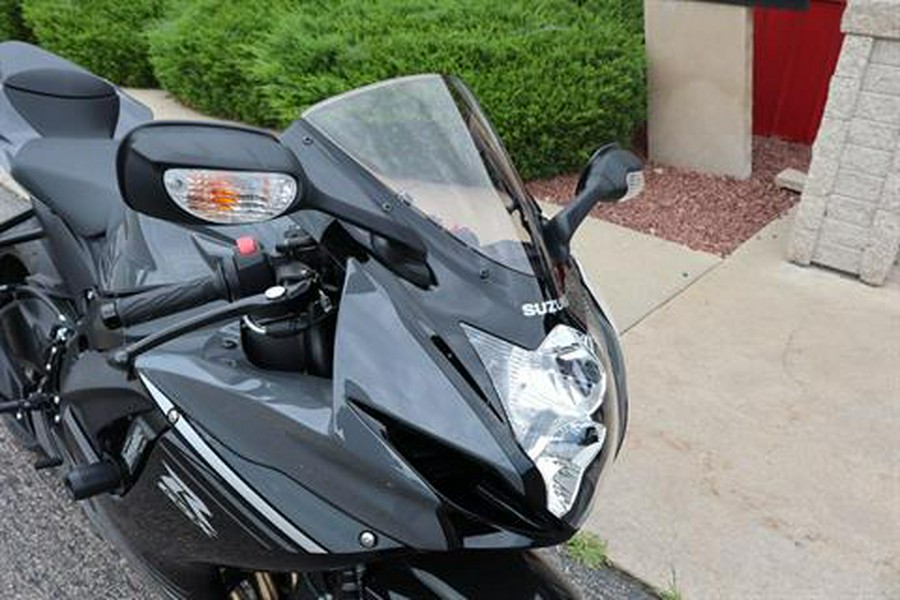 2025 Suzuki GSX-R600