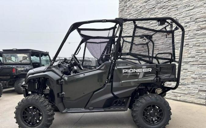 2025 Honda® Pioneer 1000-5 Deluxe