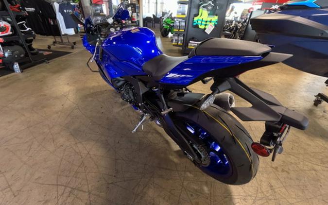 2026 Yamaha YZF-R1