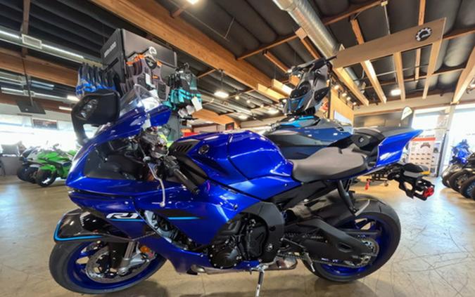 2026 Yamaha YZF-R1