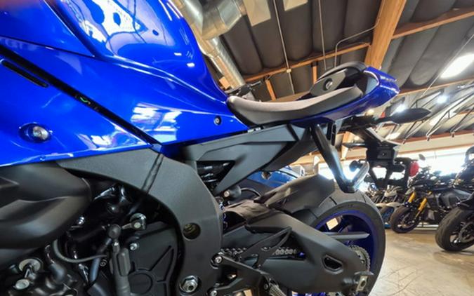 2026 Yamaha YZF-R1