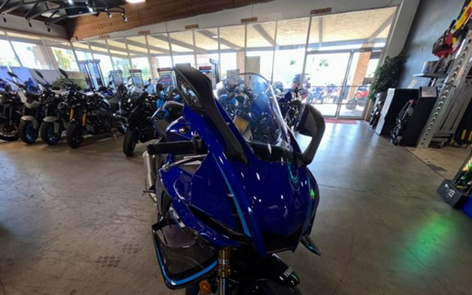 2026 Yamaha YZF-R1