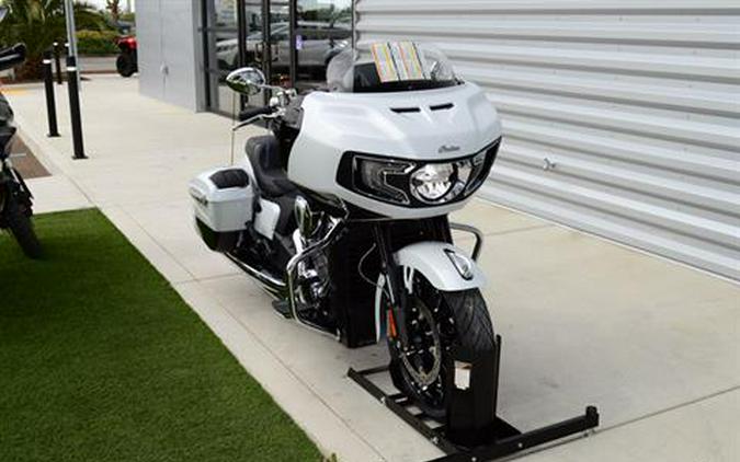 2024 Indian Motorcycle Challenger® Limited with PowerBand Audio Package