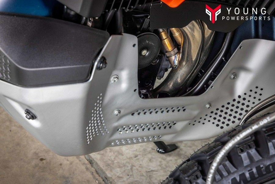 2025 KTM Adventure 890 R