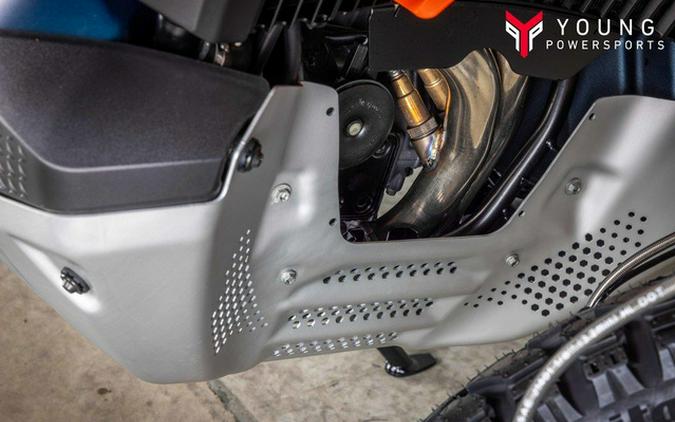 2025 KTM Adventure 890 R