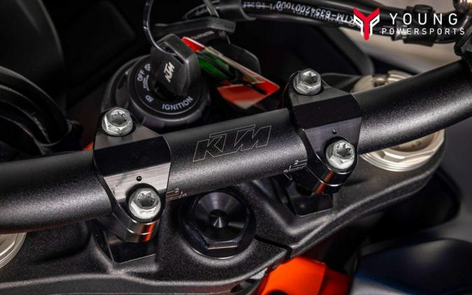 2025 KTM Adventure 890 R