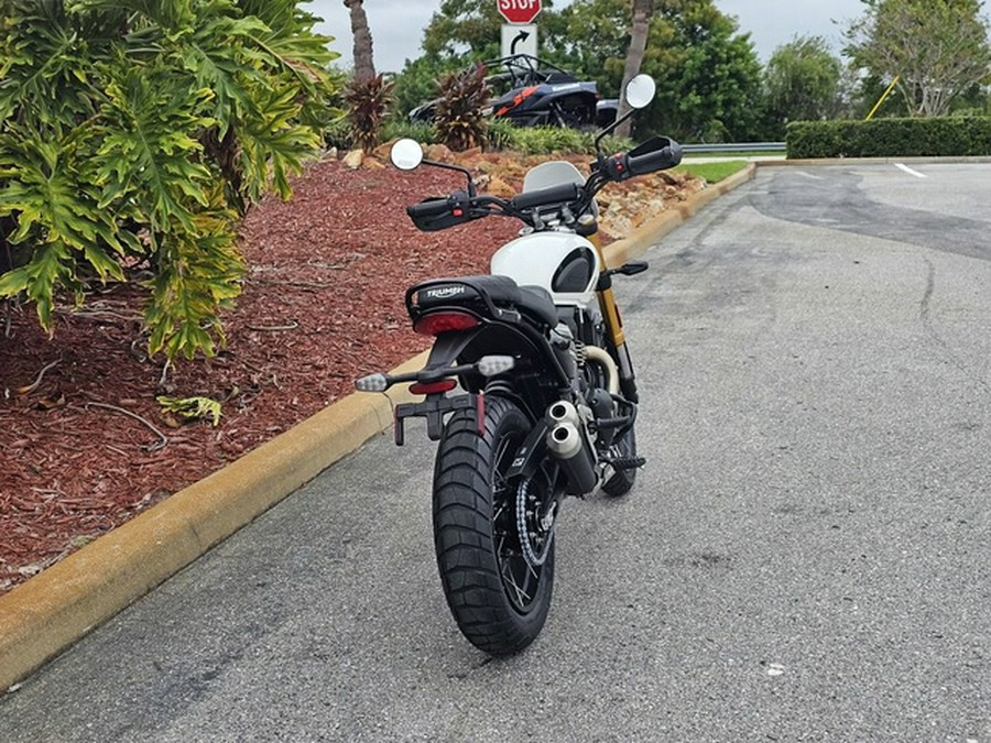 2026 Triumph Scrambler 400 XC Vanilla White XC