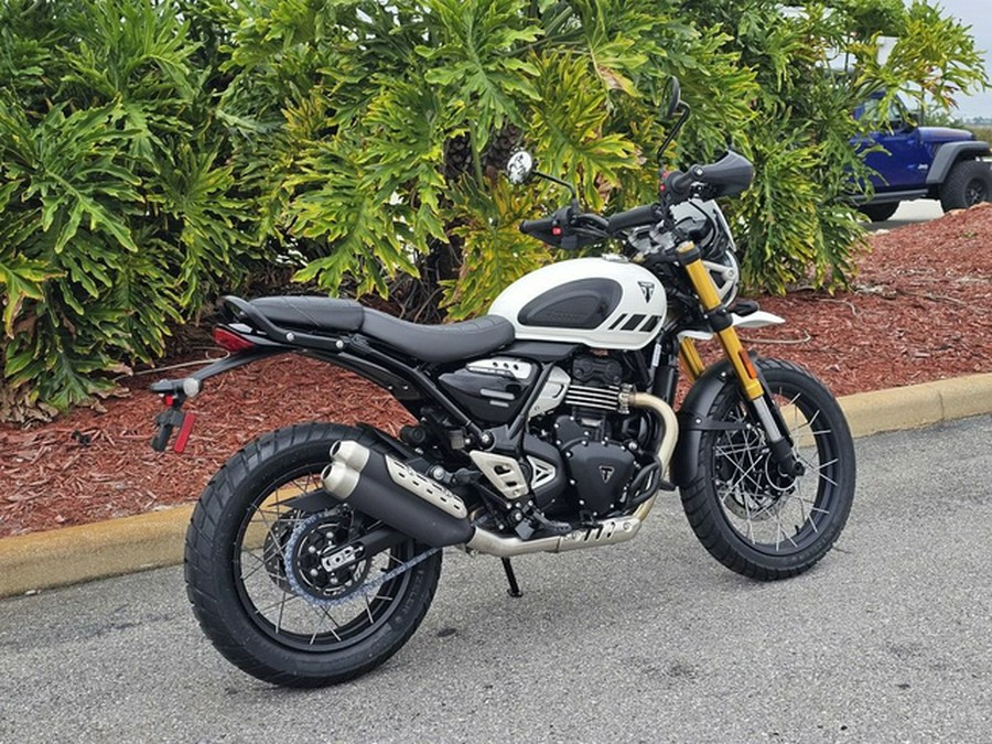2026 Triumph Scrambler 400 XC Vanilla White XC