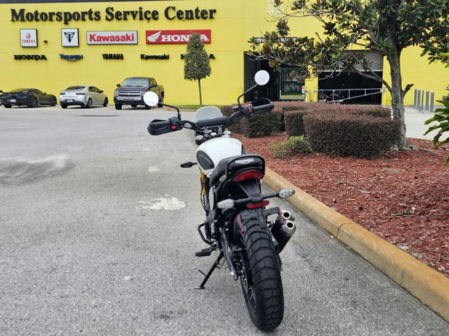 2026 Triumph Scrambler 400 XC Vanilla White XC