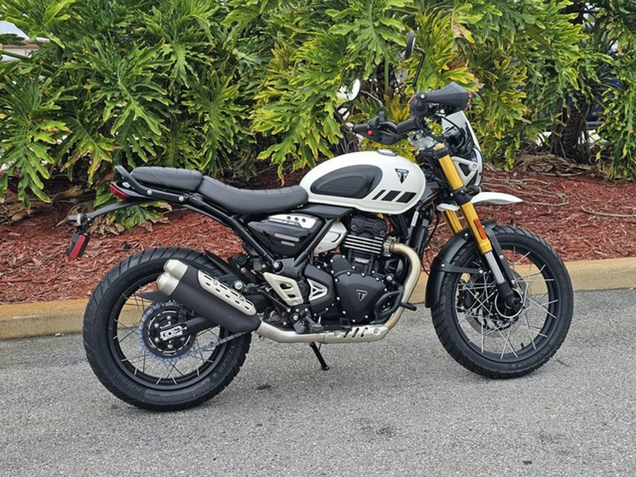 2026 Triumph Scrambler 400 XC Vanilla White XC