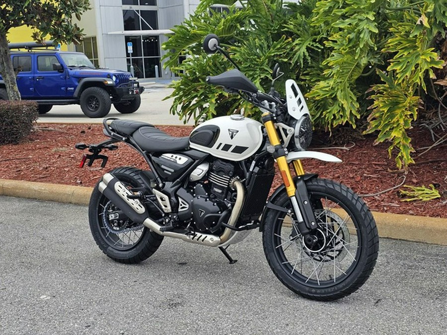2026 Triumph Scrambler 400 XC Vanilla White XC