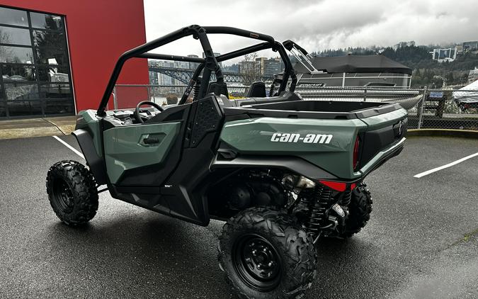 2026 Can-Am Commander DPS 700