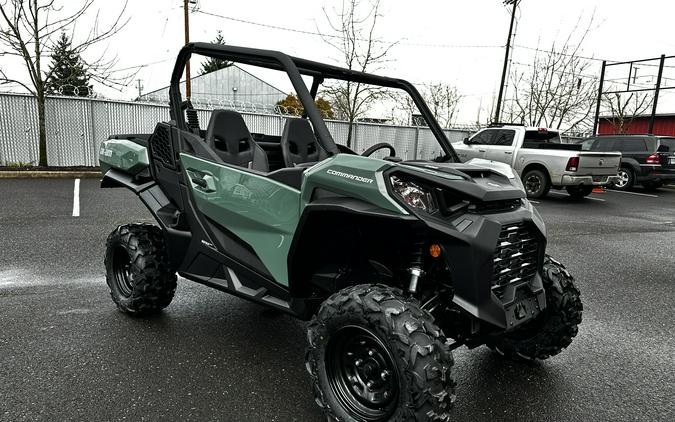 2026 Can-Am Commander DPS 700