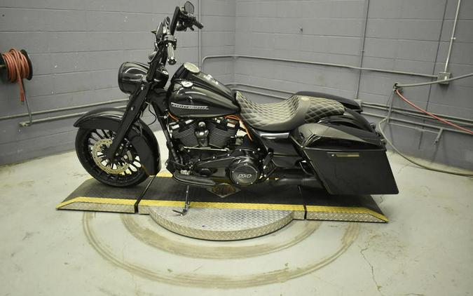 2019 Harley-Davidson® FLHRXS - Road King® Special