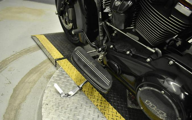 2019 Harley-Davidson® FLHRXS - Road King® Special