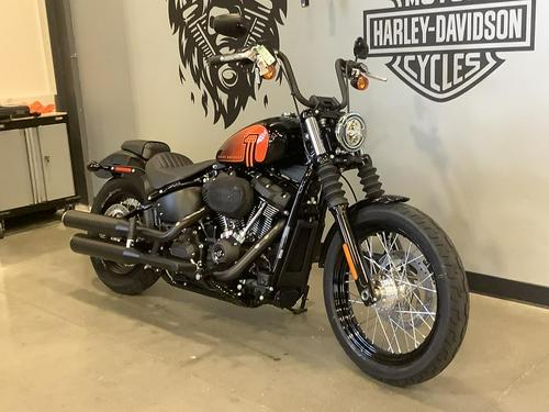 2021 Harley-Davidson Street Bob 114 Review (11 Fast Facts)