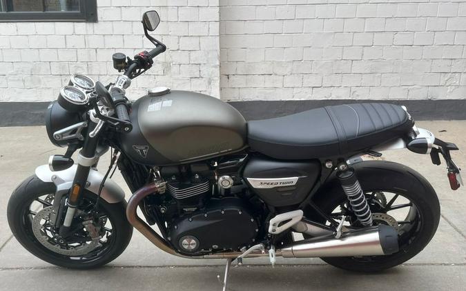 2024 Triumph Speed Twin 1200 Matte Ironstone/Matte Storm Grey