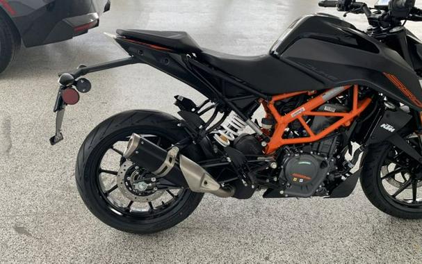 2023 KTM 390 DUKE