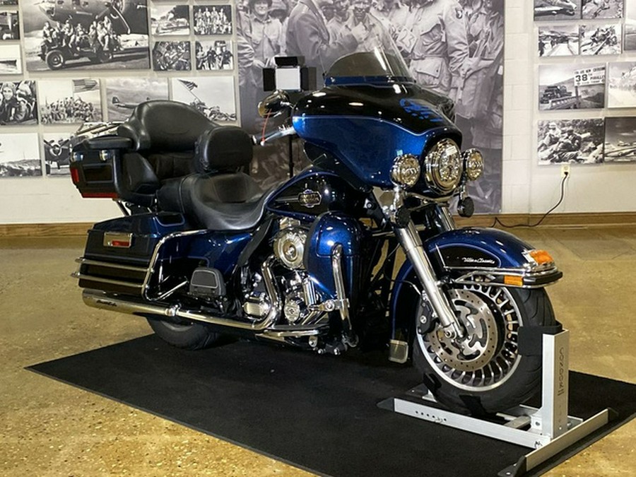 2013 Harley-Davidson FLHTCU - Electra Glide Ultra Classic