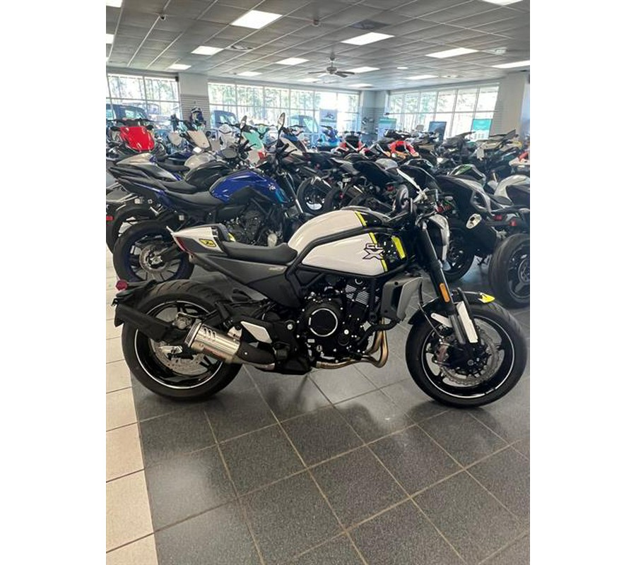 2023 CFMOTO 700CL-X Sport