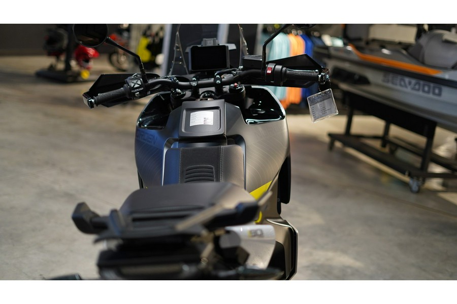 2023 Husqvarna Motorcycles Norden 901