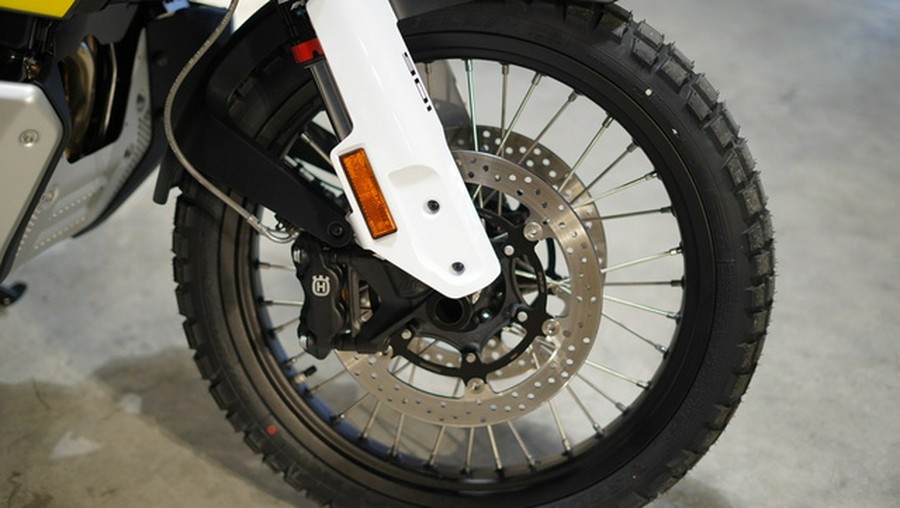 2023 Husqvarna Motorcycles Norden 901