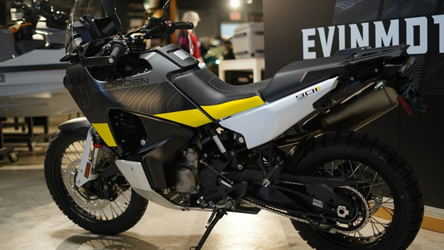 2023 Husqvarna Motorcycles Norden 901