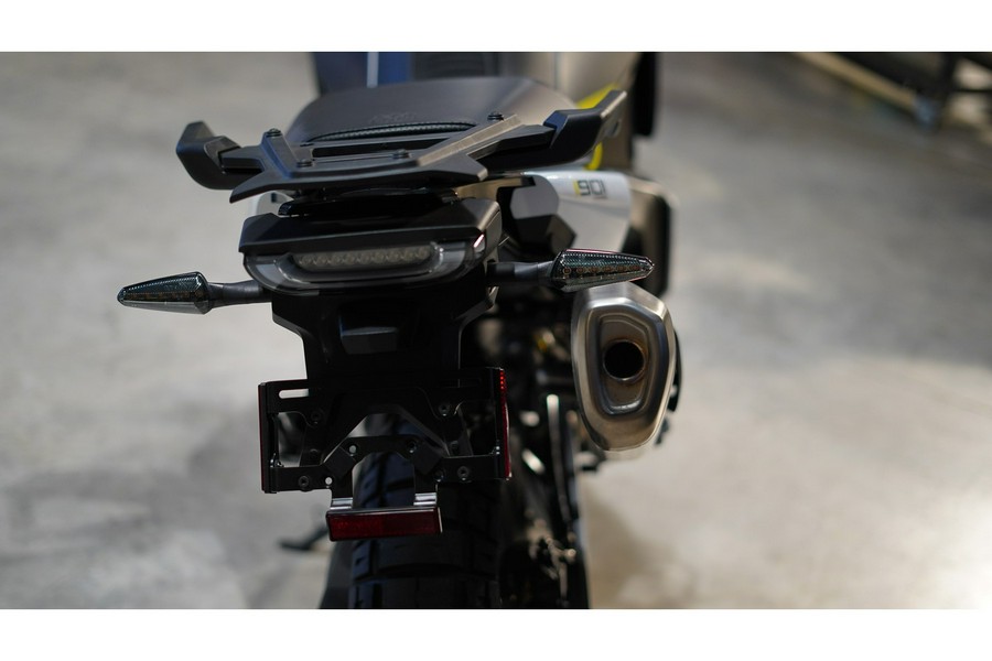 2023 Husqvarna Motorcycles Norden 901