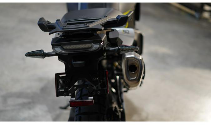 2023 Husqvarna Motorcycles NORDEN 901