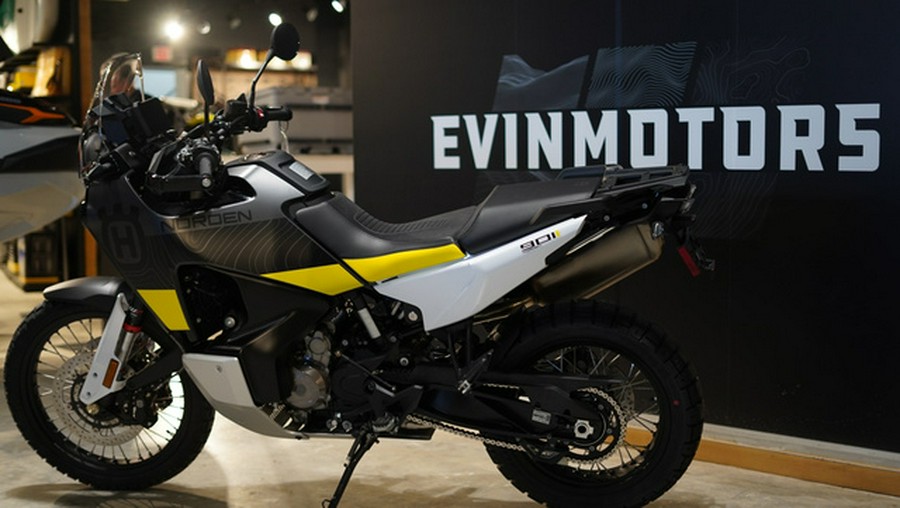 2023 Husqvarna Motorcycles Norden 901