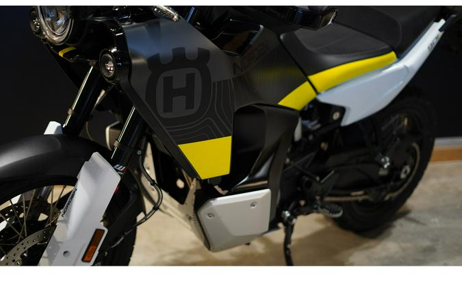 2023 Husqvarna Motorcycles NORDEN 901