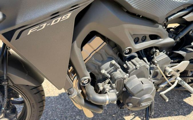 2015 FJ-09 - Yamaha