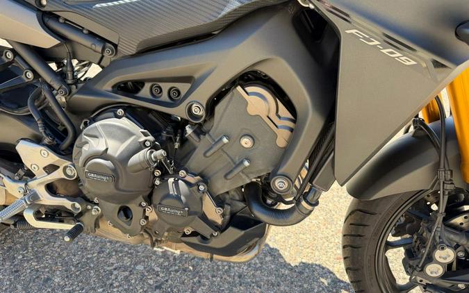 2015 FJ-09 - Yamaha