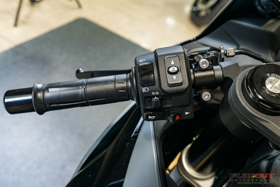 2026 NINJA ZX-6R ABS - Kawasaki