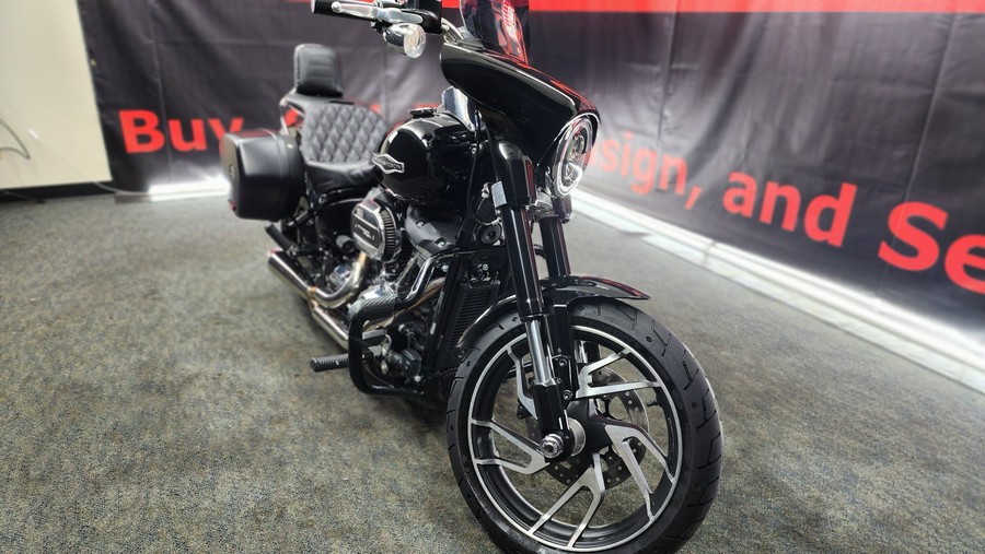 2019 Harley-Davidson® Sport Glide