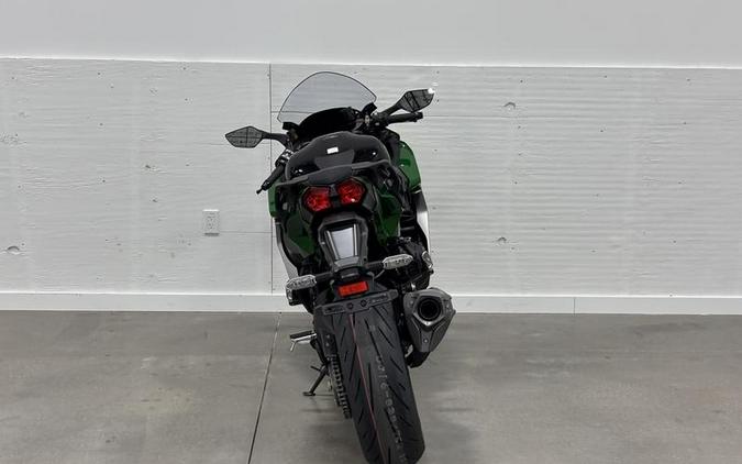 2025 Kawasaki NINJA H2® SX SE ABS