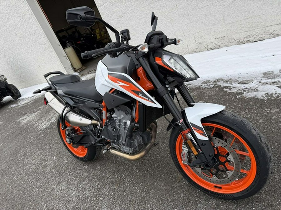 2021 KTM Duke 890 R