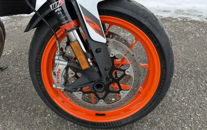 2021 KTM Duke 890 R