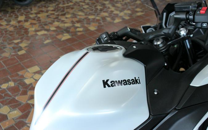 2026 Kawasaki NINJA 650 ABS Metallic Matte Whitish Silver/Metallic Flat Spark Black - TDAJ6909