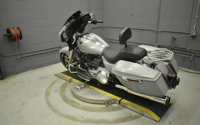 2024 Harley-Davidson® FLHX - Street Glide®